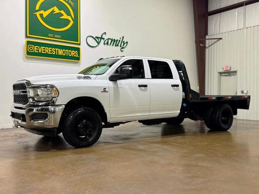 2024 RAM 3500 Tradesman/SLT/Laramie/Limited