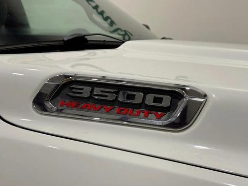 2024 RAM 3500 Tradesman/SLT/Laramie/Limited