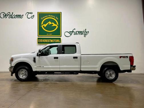 Oxford White 2022 Ford F-350 XL
