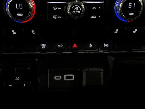 Summit White 2022 GMC Sierra 3500 SLE