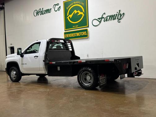 2023 Chevrolet Silverado 3500 WT