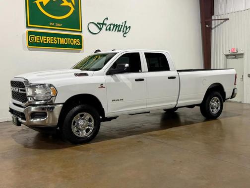 2020 RAM 3500 Tradesman Crew Cab 4x4 8' Box