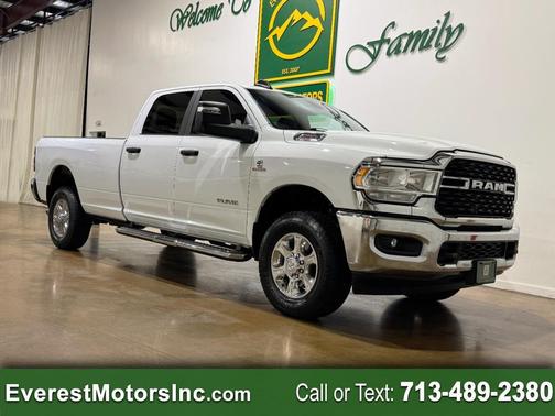 2023 RAM 2500 Big Horn Crew Cab 4x4 8' Box