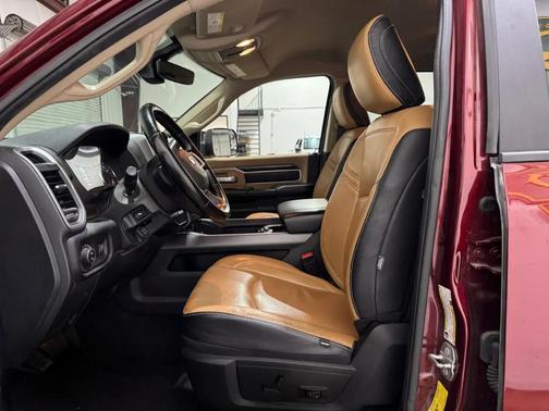 2022 RAM 3500 Lone Star Crew Cab 4x4 8' Box