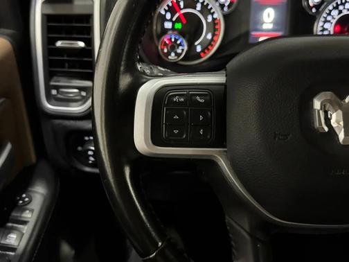 2022 RAM 3500 Lone Star Crew Cab 4x4 8' Box