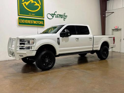 Star White Metallic Tri-Coat 2022 Ford F-250 Platinum