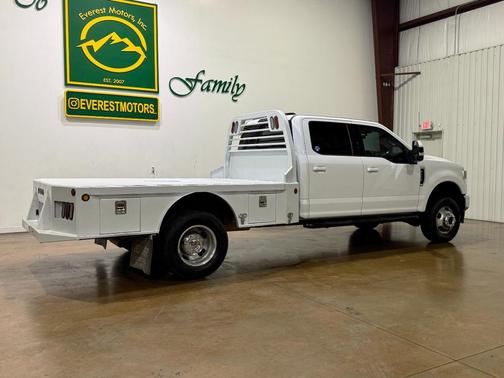 2022 Ford F-350 Lariat