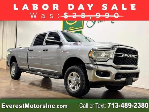2022 RAM 2500 Tradesman Crew Cab 4x4 8' Box