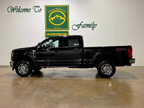 Shadow Black 2018 Ford F-250 Lariat