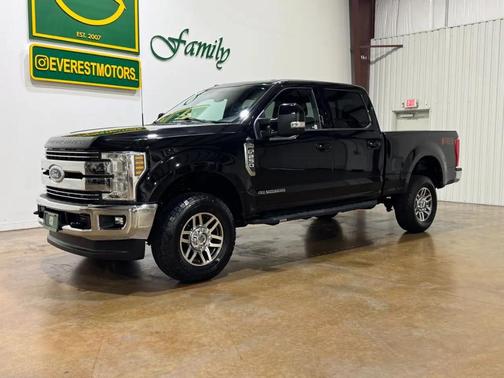 Shadow Black 2018 Ford F-250 Lariat