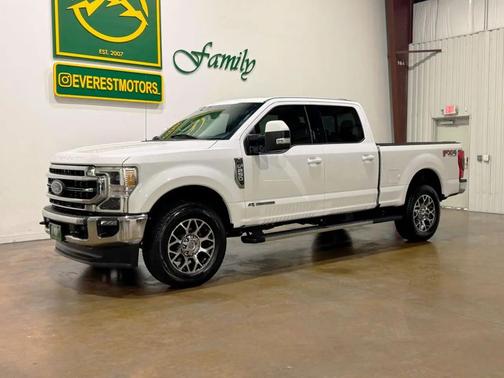 White 2020 Ford F-250 Lariat