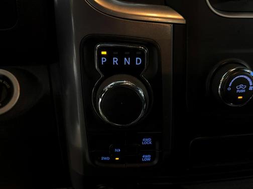 2021 RAM 1500 Classic Warlock Crew Cab 4x4 5'7' Box