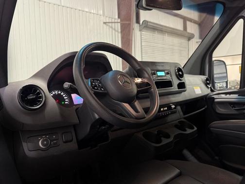 2022 Mercedes-Benz Sprinter 2500 High Roof