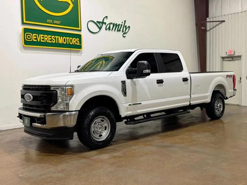 Oxford White 2022 Ford F-250 XL