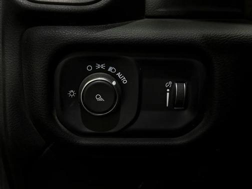 2022 RAM 3500 Tradesman/SLT/Laramie/Limited