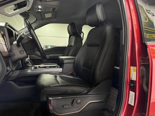 Rapid Red Metallic Tinted Clearcoat 2024 Ford F-250 Lariat