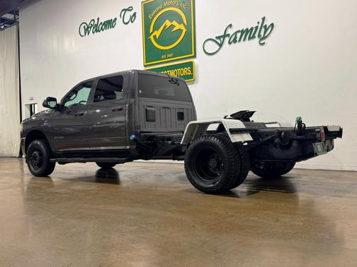 2021 RAM 3500 Tradesman/SLT/Laramie/Limited