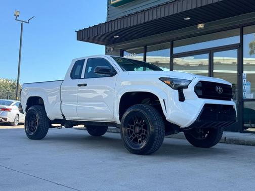 2024 Toyota Tacoma SR