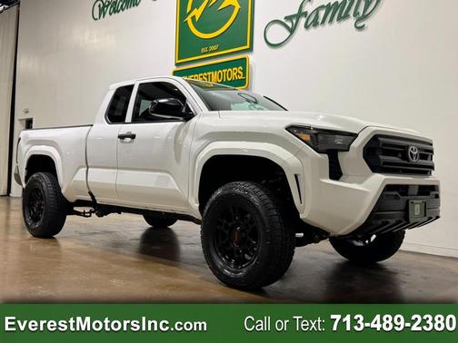 2024 Toyota Tacoma SR