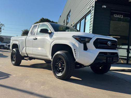 2024 Toyota Tacoma SR