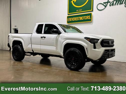 2024 Toyota Tacoma SR
