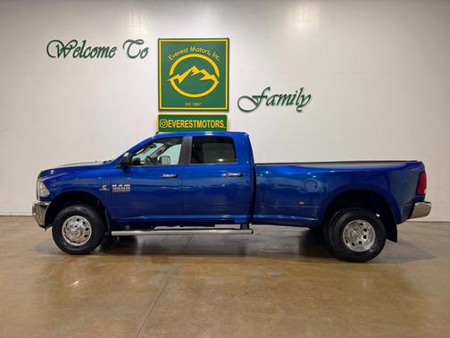 2018 RAM 3500 Big Horn Crew Cab 4x4 8' Box