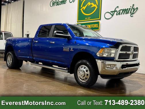 2018 RAM 3500 Big Horn Crew Cab 4x4 8' Box