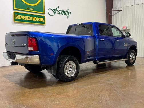 2018 RAM 3500 Big Horn Crew Cab 4x4 8' Box