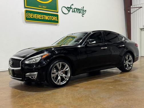 2016 INFINITI Q70 3.7X
