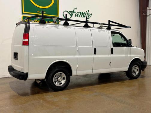2021 Chevrolet Express 2500 RWD 2500 Regular Wheelbase WT