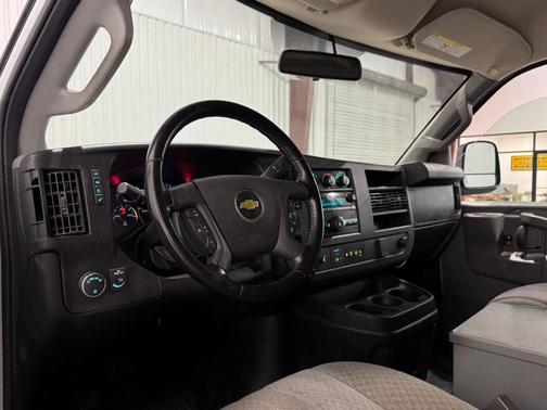 2021 Chevrolet Express 2500 RWD 2500 Regular Wheelbase WT