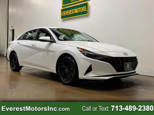 2023 Hyundai ELANTRA HEV Blue