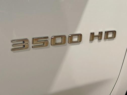 2022 Chevrolet Silverado 3500 WT