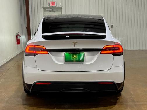 2022 Tesla Model X Long Range