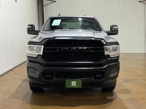 2023 RAM 2500 Tradesman Crew Cab 4x4 8' Box
