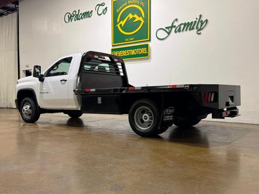 2023 Chevrolet Silverado 3500 WT