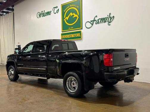 Onyx Black 2018 GMC Sierra 3500 Denali