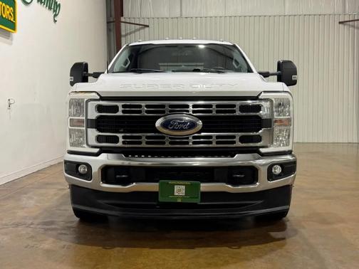 2023 Ford F-350 XLT