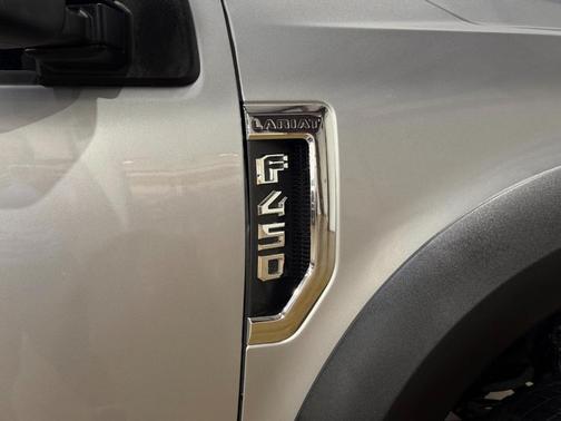 2022 Ford F-450 Lariat
