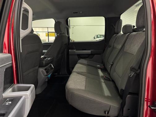 2023 Ford F-150 Lightning XLT