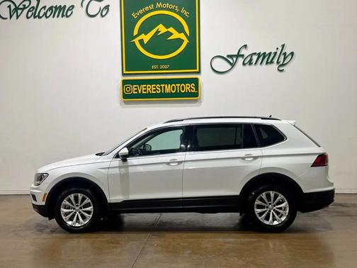 White 2019 Volkswagen Tiguan 2.0T SE