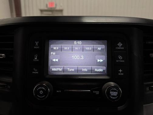 2022 RAM 2500 Tradesman Crew Cab 4x4 8' Box