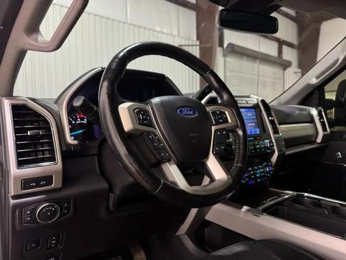 White 2021 Ford F-350 Lariat
