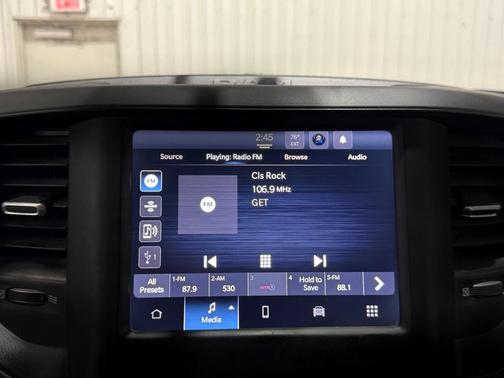 2022 RAM 2500 Tradesman Crew Cab 4x4 8' Box