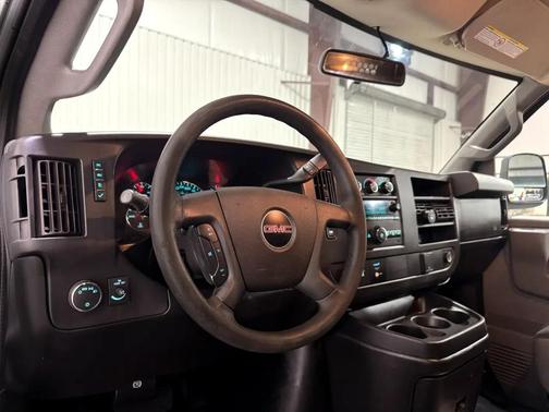 2020 GMC Savana 2500 Work Van