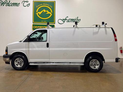 2020 GMC Savana 2500 Work Van