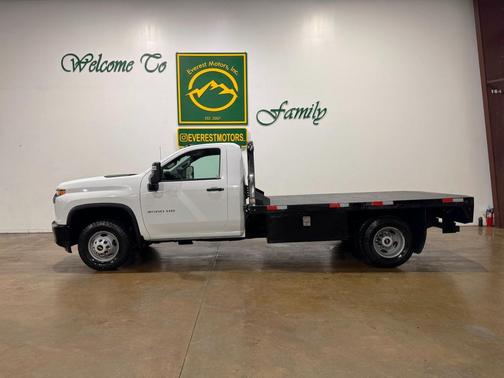2023 Chevrolet Silverado 3500 WT