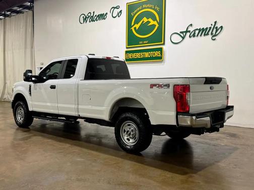Oxford White 2022 Ford F-250 XL