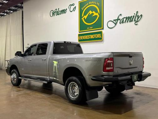 Billet Silver Metallic Clearcoat 2020 RAM 3500 Lone Star Crew Cab 4x4 8' Box