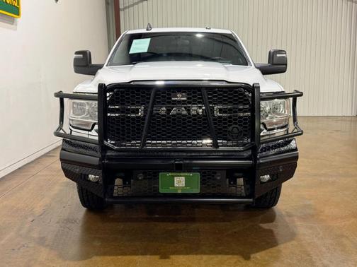 2023 RAM 2500 Tradesman Crew Cab 4x4 6'4' Box